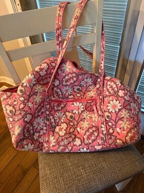 Vera Bradley Pink Floral Quilted Travel Tote